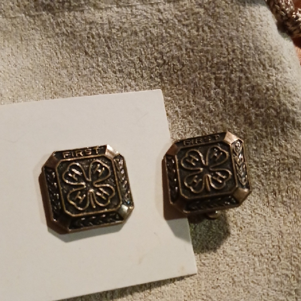 Vintage Style Gold And Bronze 4-H First Place Pin